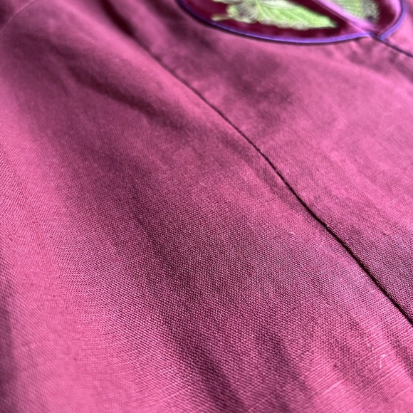 Butterfly Linen Tunic, Handmade Jacket with Frog Closures, Silk Appliqué - Picture 7 of 10